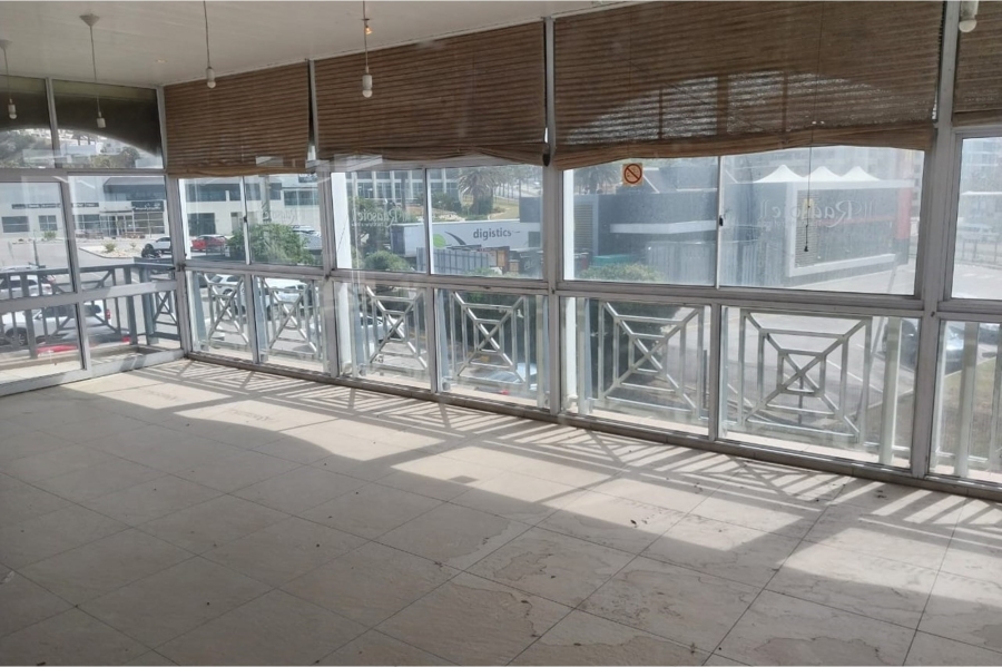 To Let commercial Property for Rent in Humewood Eastern Cape